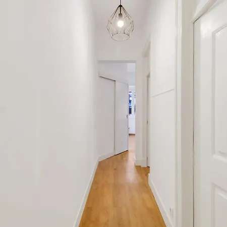 Bright 1br Castelo Sao Jorge - Graca Getaway | By Airnest 아파트 리스본