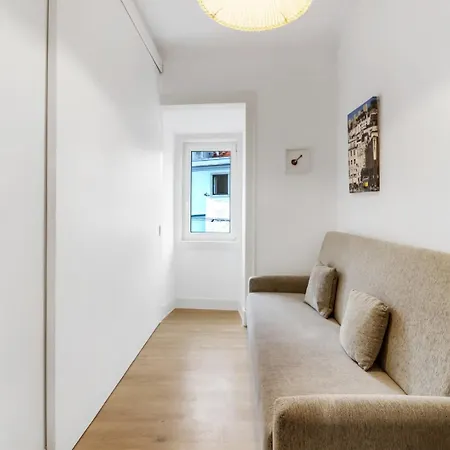 Bright 1br Castelo Sao Jorge - Graca Getaway | By Airnest Apartman