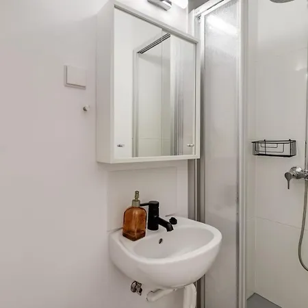 Apartament Bright 1br Castelo Sao Jorge - Graca Getaway | By Airnest Lizbona