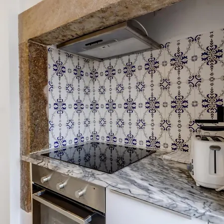 Bright 1br Castelo Sao Jorge - Graca Getaway | By Airnest Διαμέρισμα *