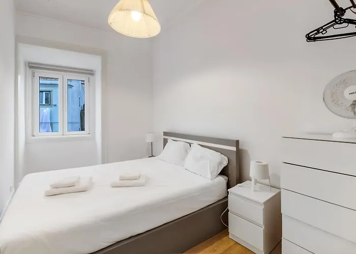 Bright 1br Castelo Sao Jorge - Graca Getaway | By Airnest