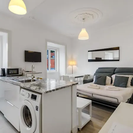 Bright 1br Castelo São Jorge – Graça Getaway | By Airnest *